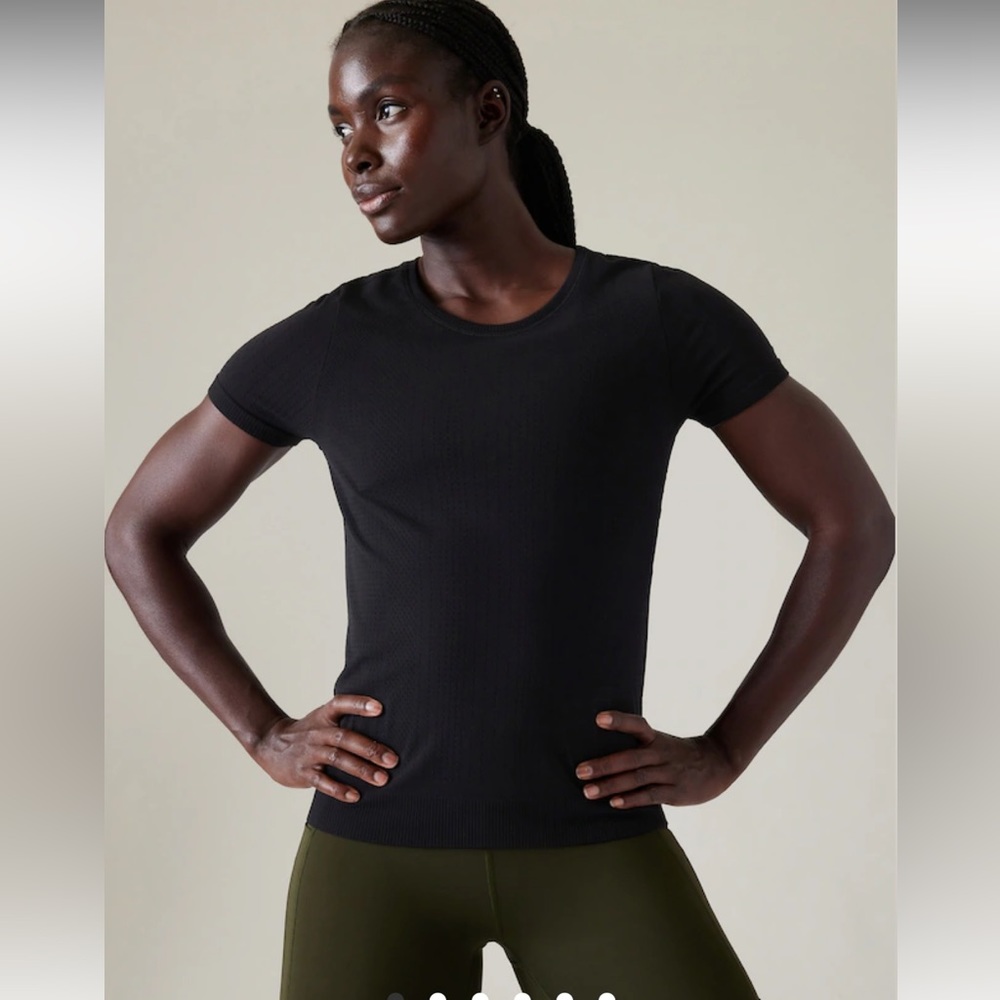 Athleta In Motion seamless short sleeve